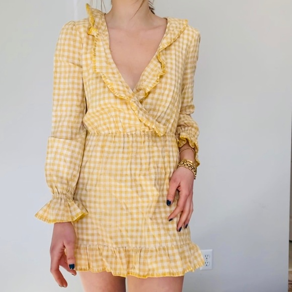Tularosa Dresses & Skirts - Tularosa yellow and white gingham Charleston Dress